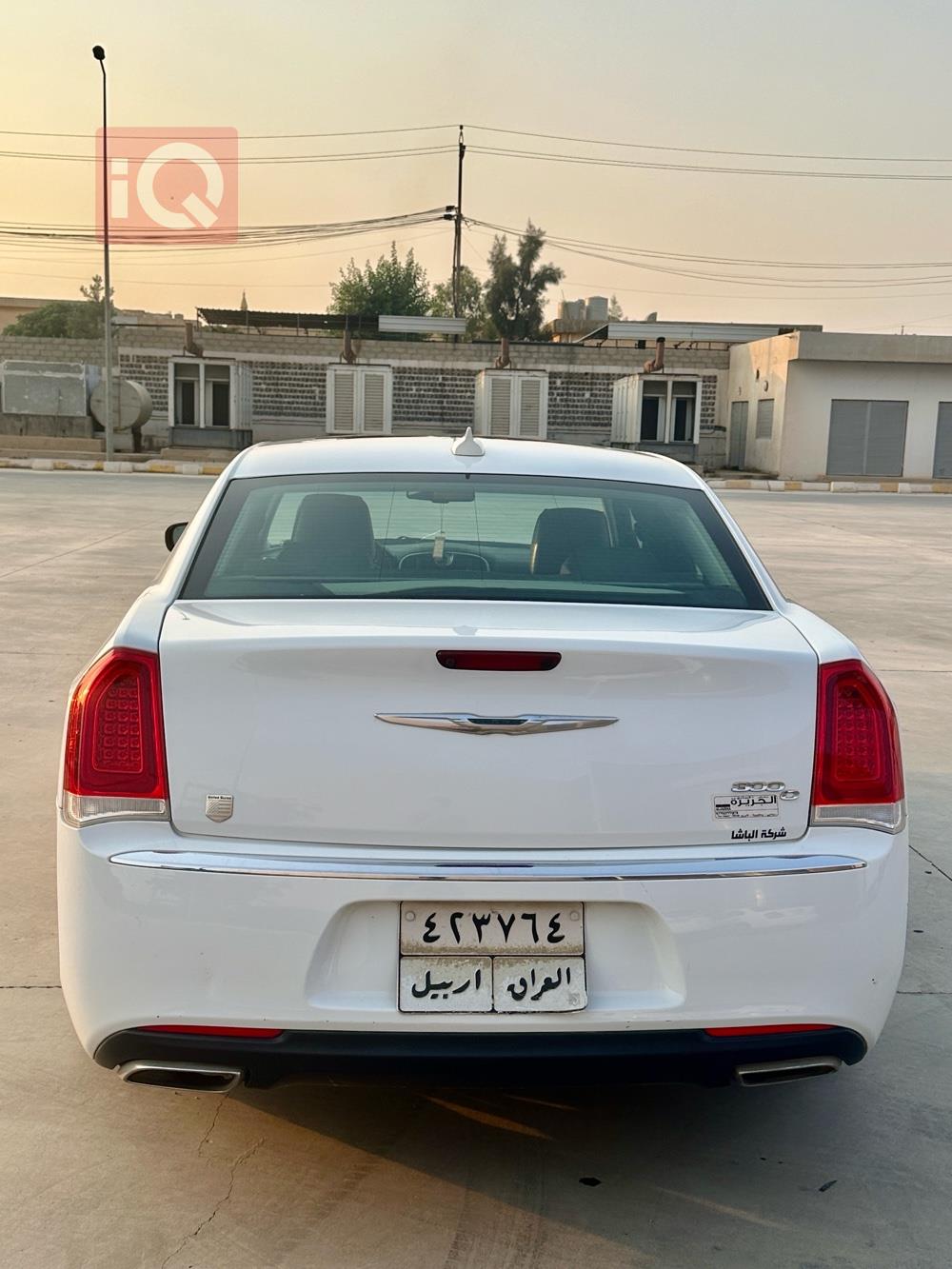 کرایسلەر 300